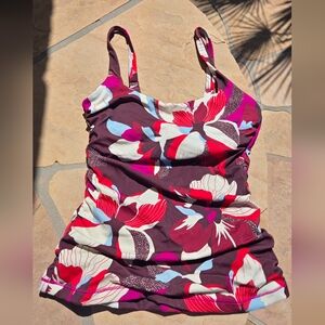 Womens Athleta Purple and Red Tankini Top Adjustable Shoulder And Back Straps